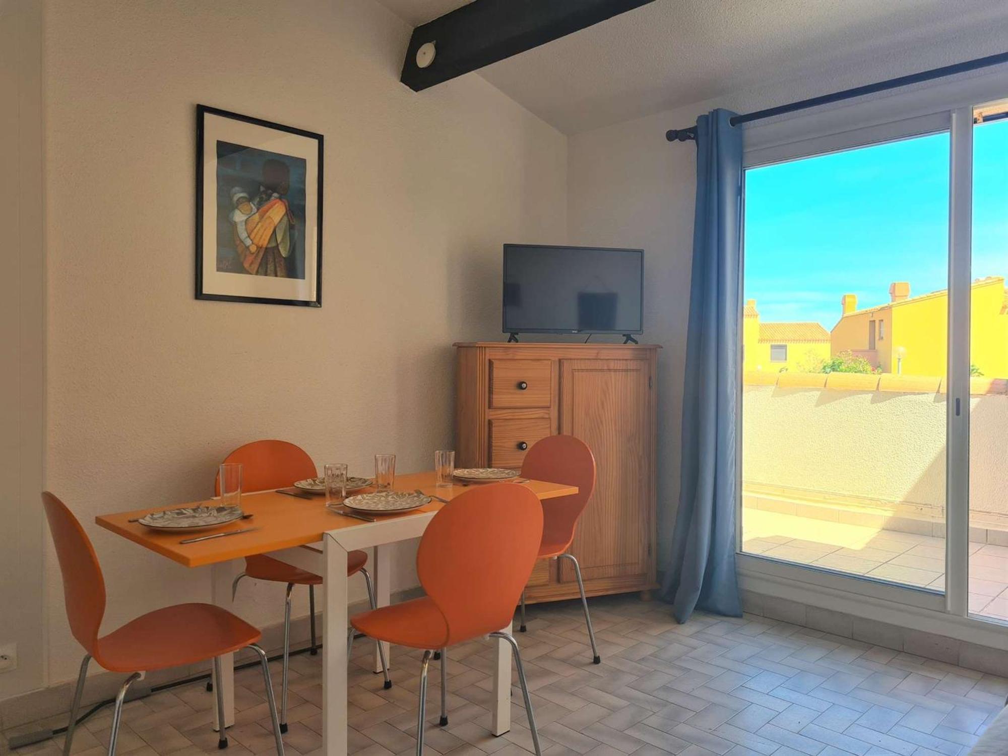 Appartement T2 Avec Parking Et Acces Direct A La Plage - Fr-1-249-129 Agde Exterior foto